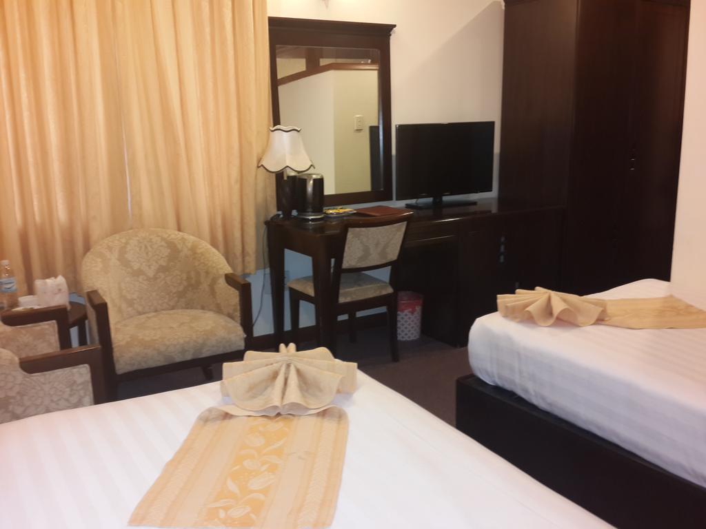 Dong Kinh Hotel Ho Chi Minh City Exterior photo